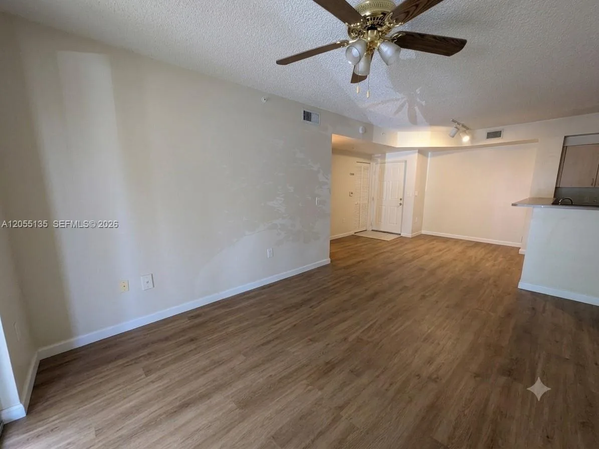 8060 N Nob Hill Rd # 101, Tamarac, FL 33321 photo 2