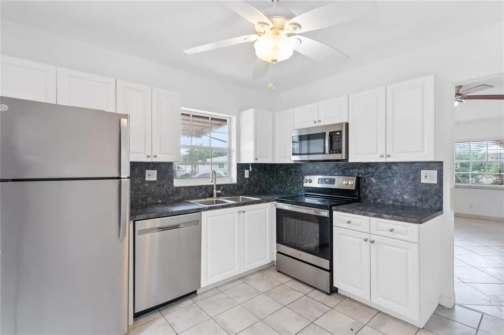 242 Neptune Avenue, Lauderdale By The Sea, FL 33308 photo 5