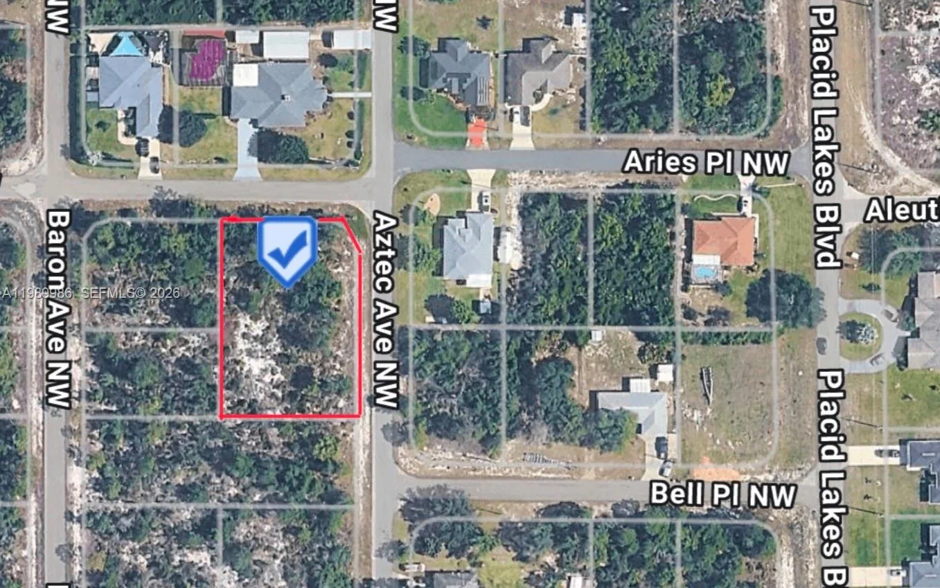207 NW Aztec, Lake Placid, FL 33852 photo 2