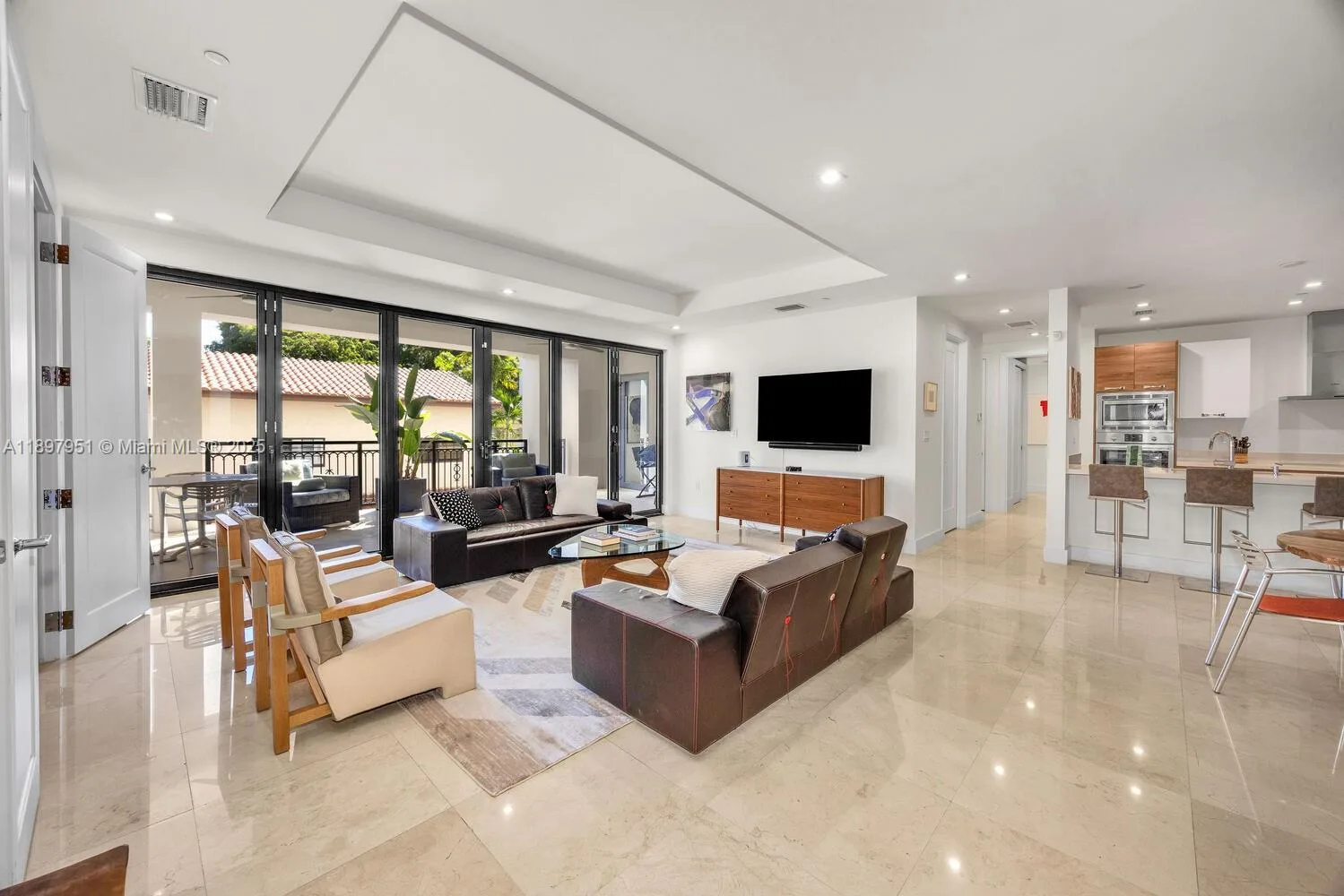 718 Valencia Ave # 207, Coral Gables, FL 33134 photo 13