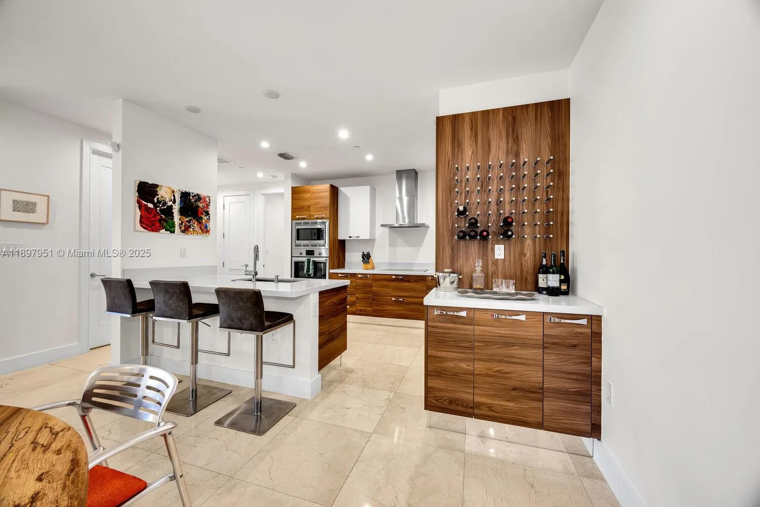 718 Valencia Ave # 207, Coral Gables, FL 33134 photo 8