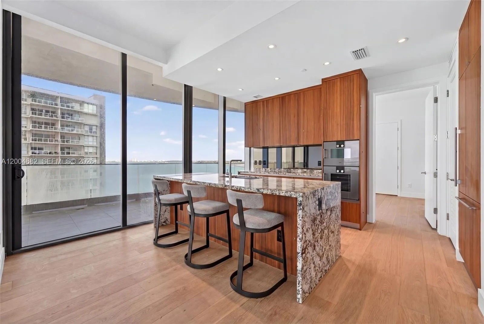 175 SE 25th Rd # 1404, Miami, FL 33129 photo 10