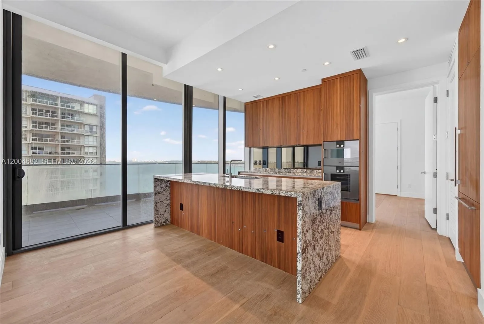 175 SE 25th Rd # 1404, Miami, FL 33129 photo 9