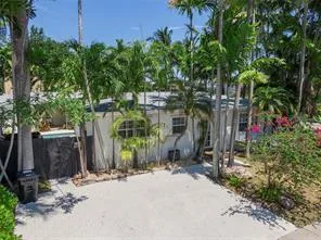 1400 NE 4TH Court # 1, Fort Lauderdale, FL 33301