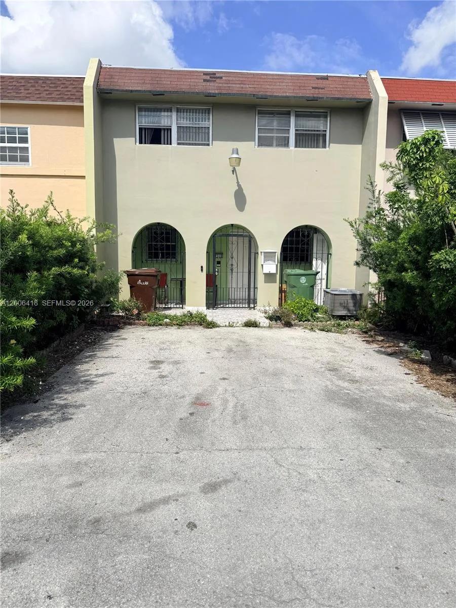 7310 W 3rd Ave, Hialeah, FL 33014