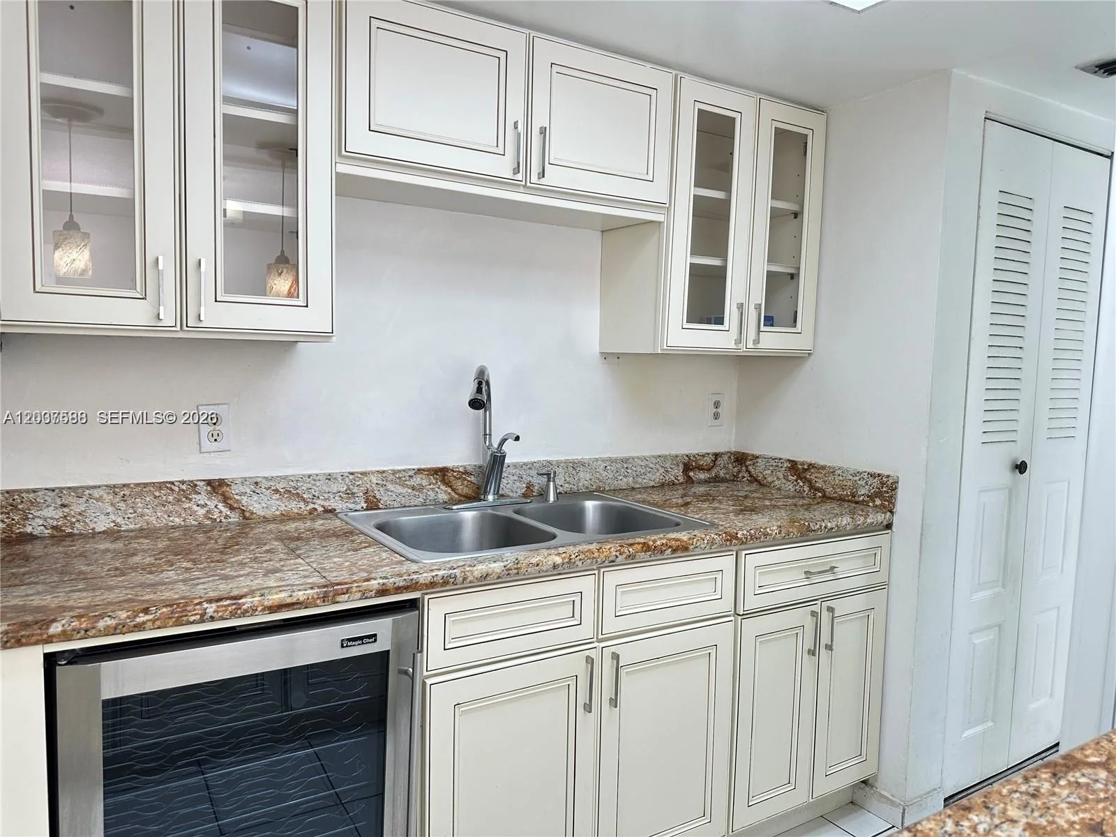 802 NW 87th Ave # 315, Miami, FL 33172 photo 4