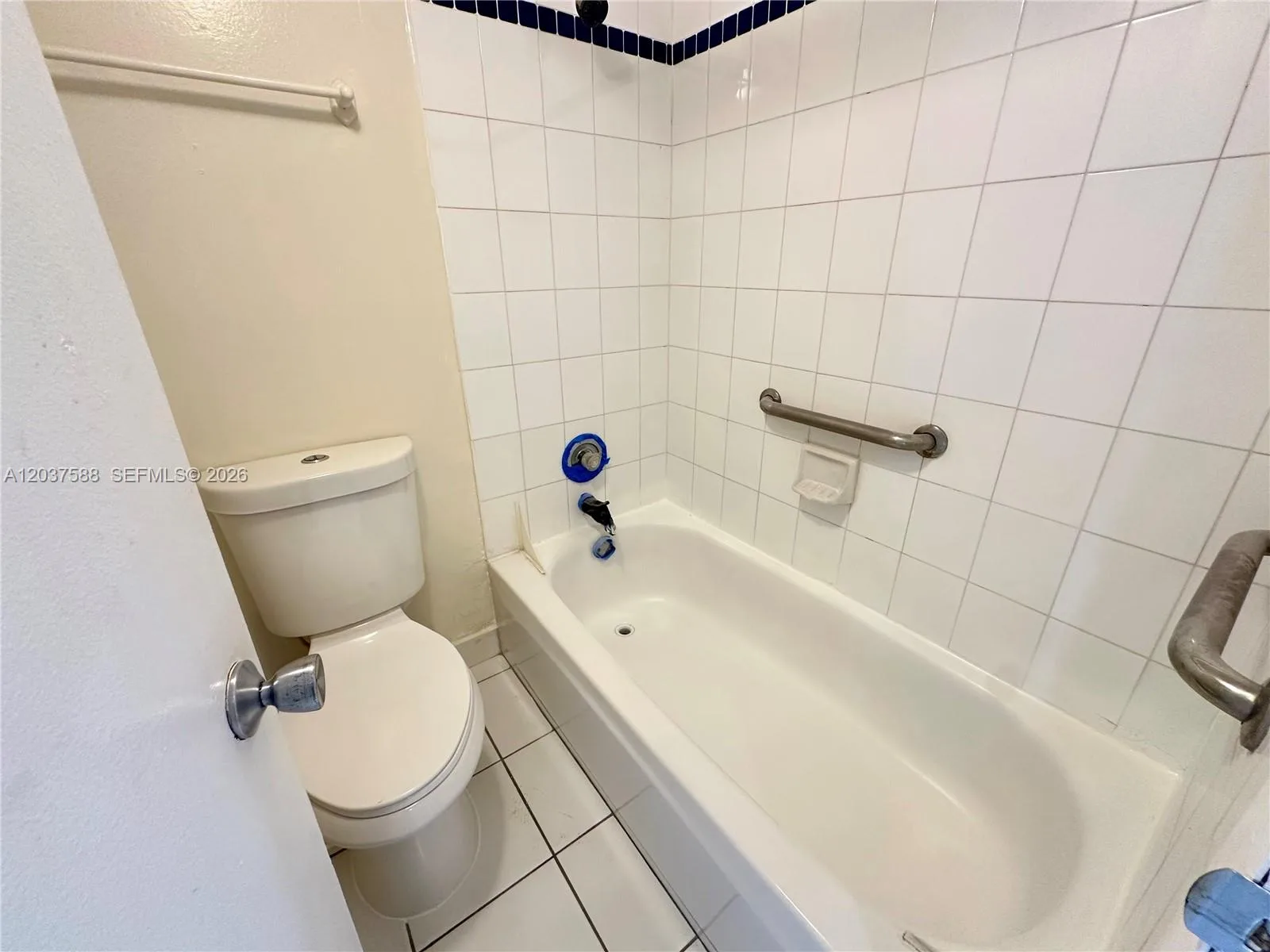 802 NW 87th Ave # 315, Miami, FL 33172 photo 9