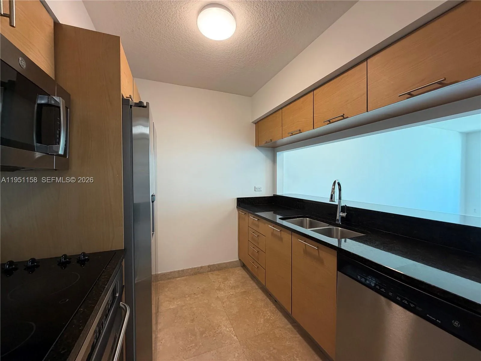 31 SE 5th St # 3009, Miami, FL 33131 photo 6