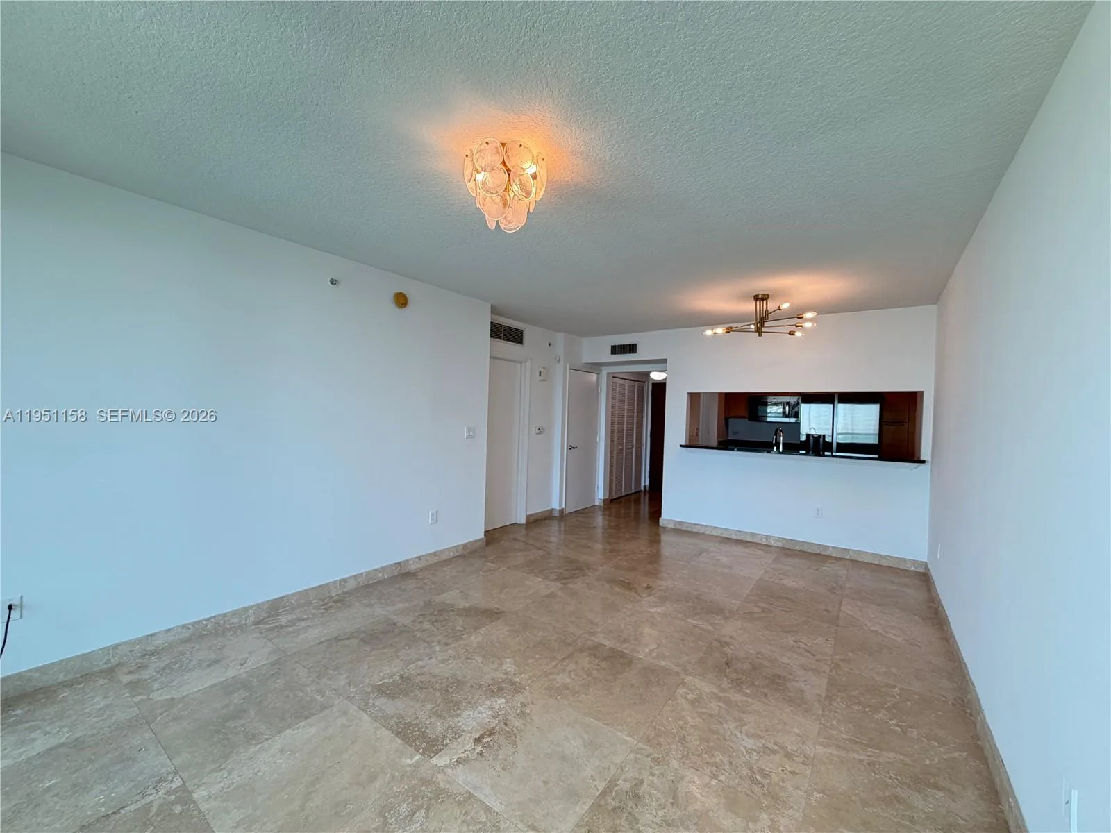 31 SE 5th St # 3009, Miami, FL 33131 photo 9
