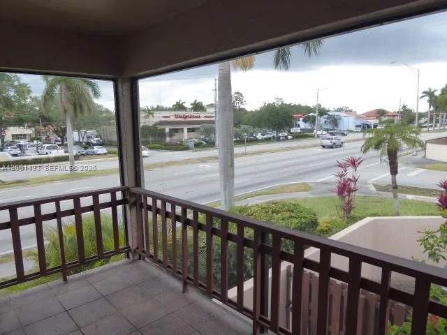 11219 SW 88th St # 205C, Miami, FL 33176