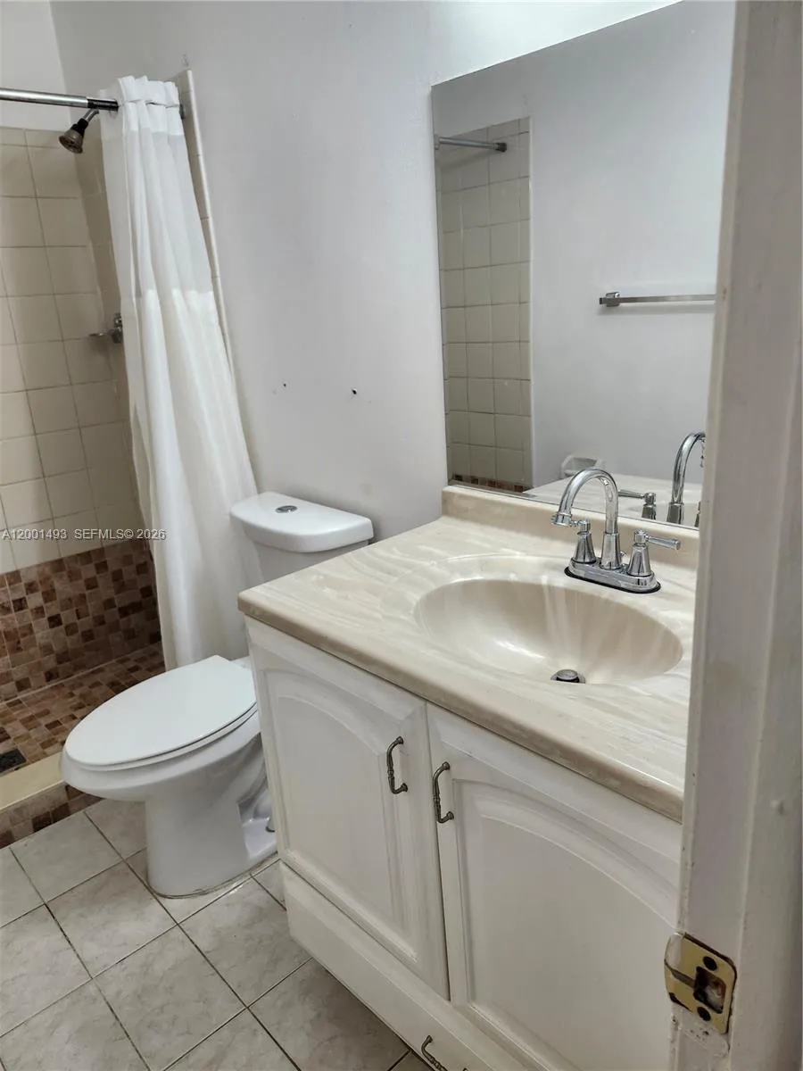 11219 SW 88th St # 205C, Miami, FL 33176 photo 5