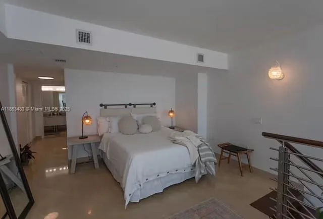 41 SE 5th St # 1905, Miami, FL 33131 photo 9
