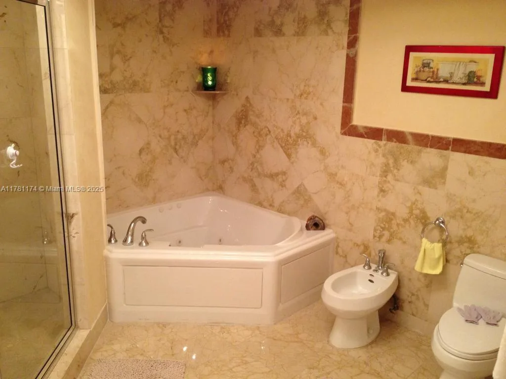 17555 SW Atlantic Blvd # PH2, Sunny Isles Beach, FL 33160 photo 8