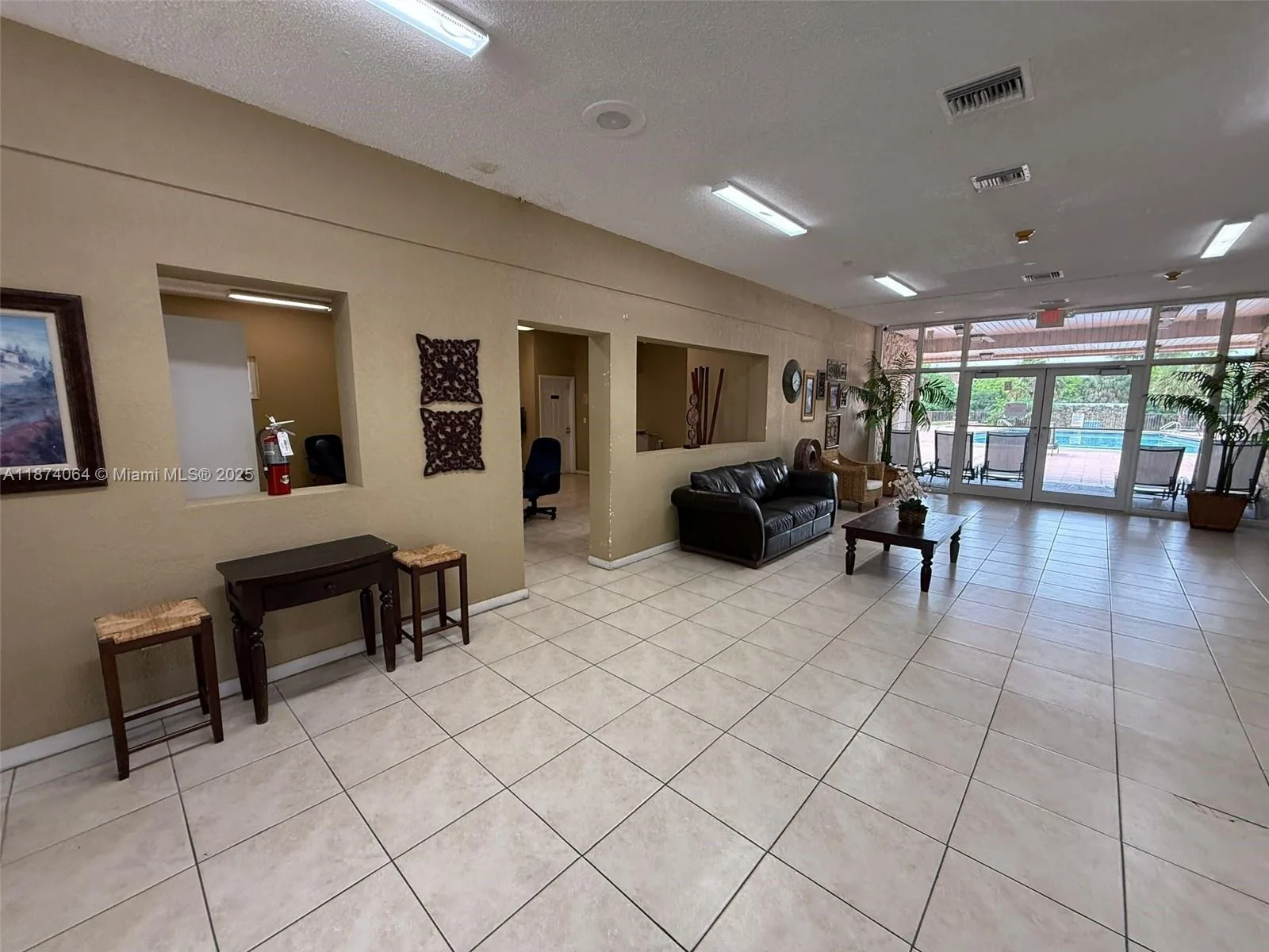 6940 Miami Gardens Dr # 1-122, Hialeah, FL 33015 photo 3