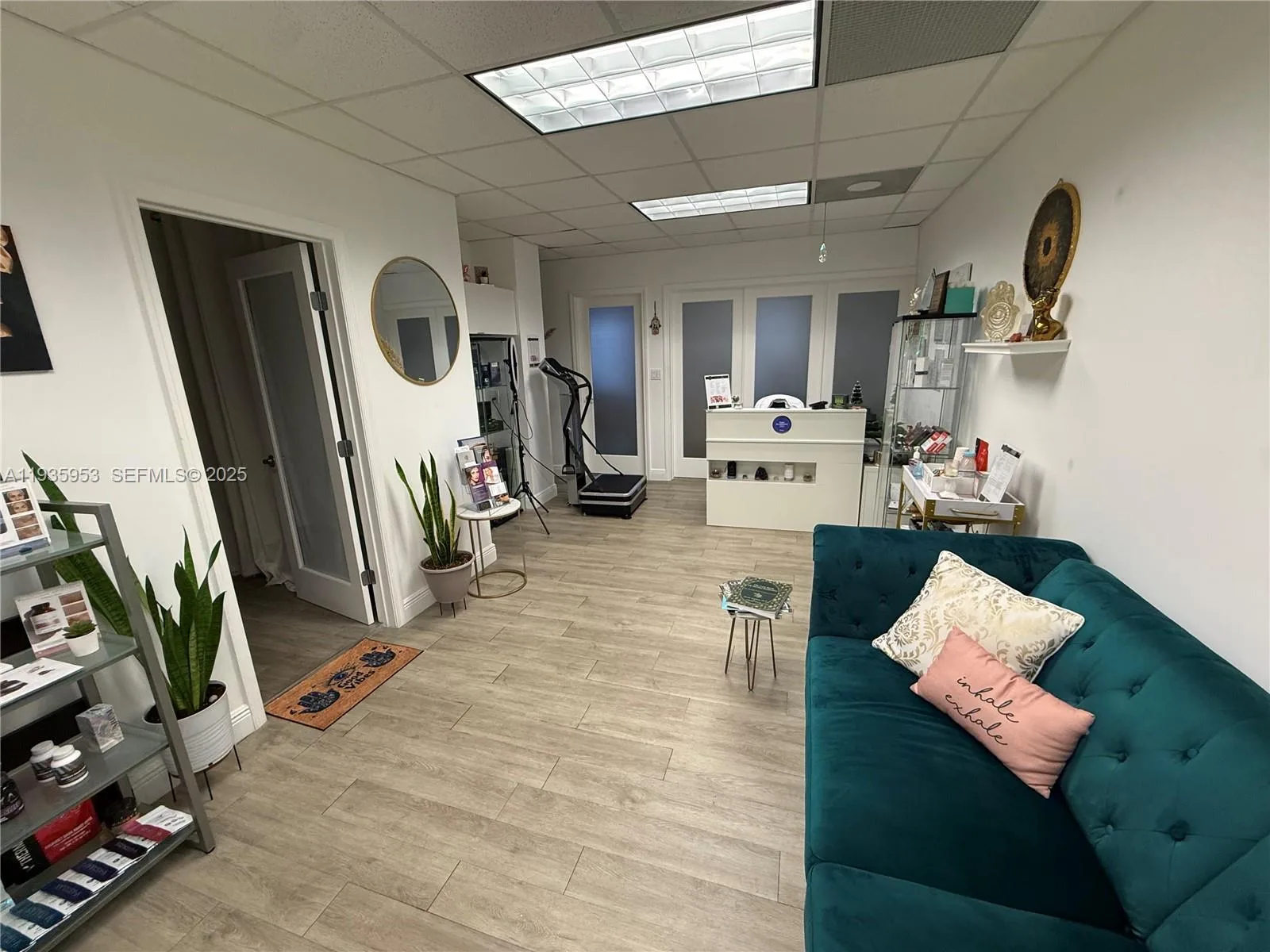 717 Ponce De Leon Blvd # 206, Coral Gables, FL 33134