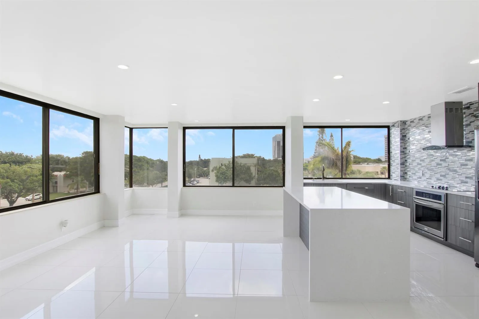 1500 Presidential Way # 404, West Palm Beach, FL 33401 photo 10