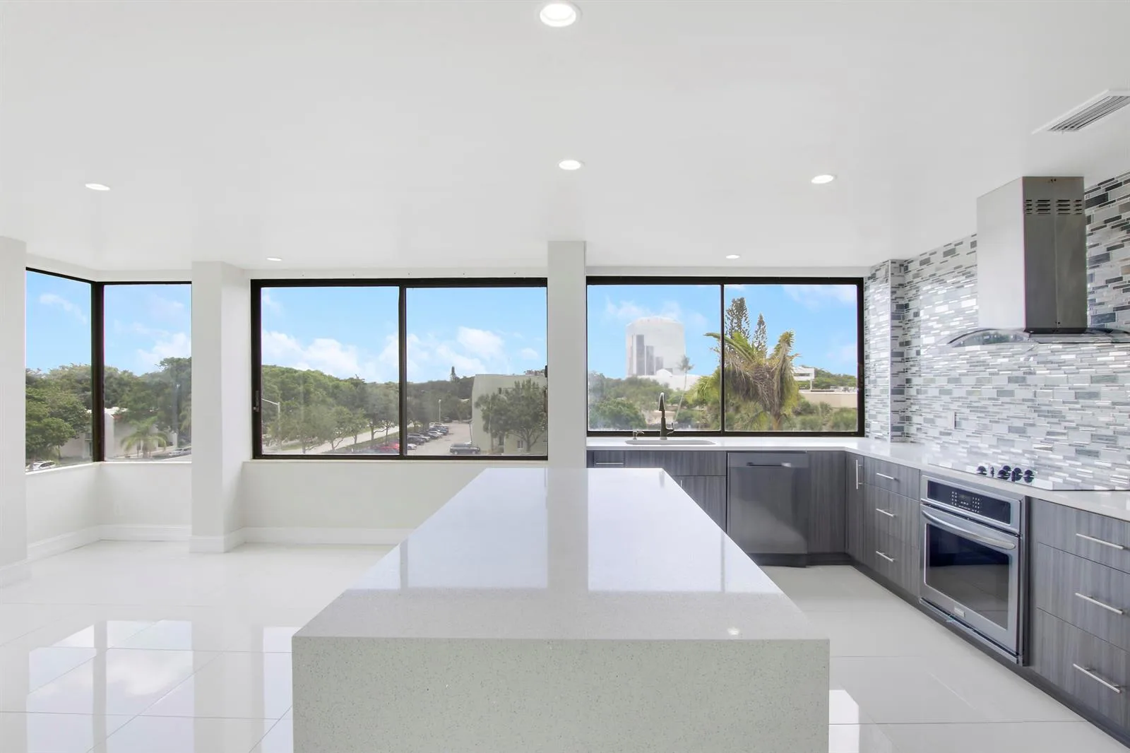 1500 Presidential Way # 404, West Palm Beach, FL 33401 photo 11