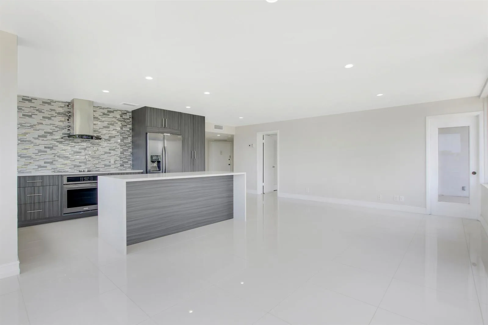 1500 Presidential Way # 404, West Palm Beach, FL 33401 photo 4