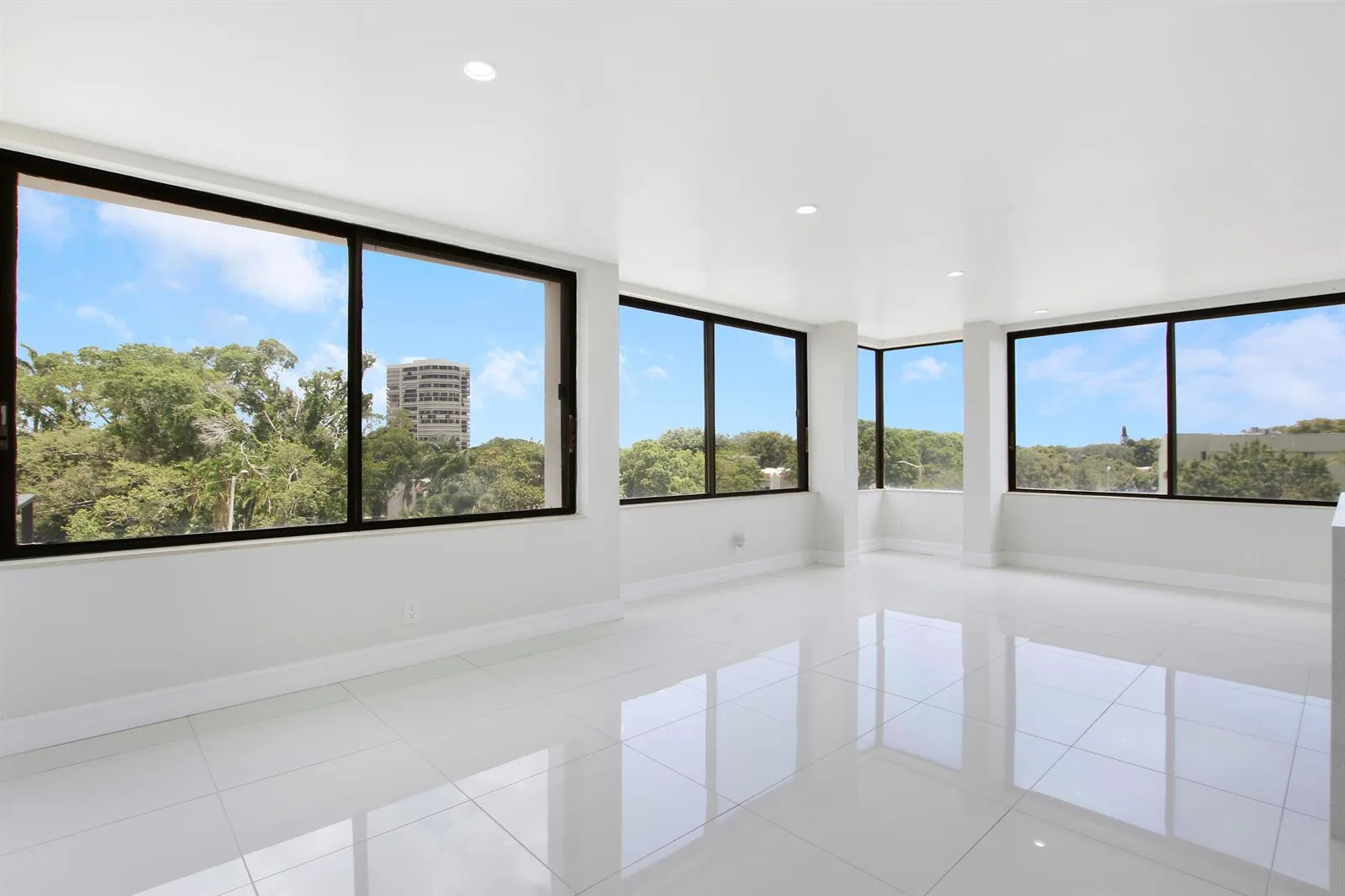 1500 Presidential Way # 404, West Palm Beach, FL 33401 photo 6