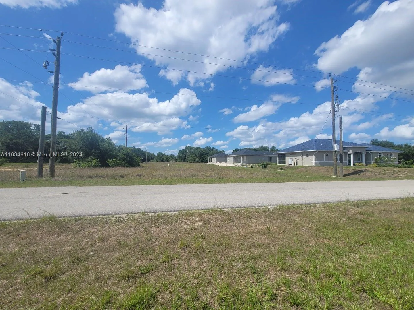 3405 E 18th st, Lehigh Acres, FL 33972 photo 2
