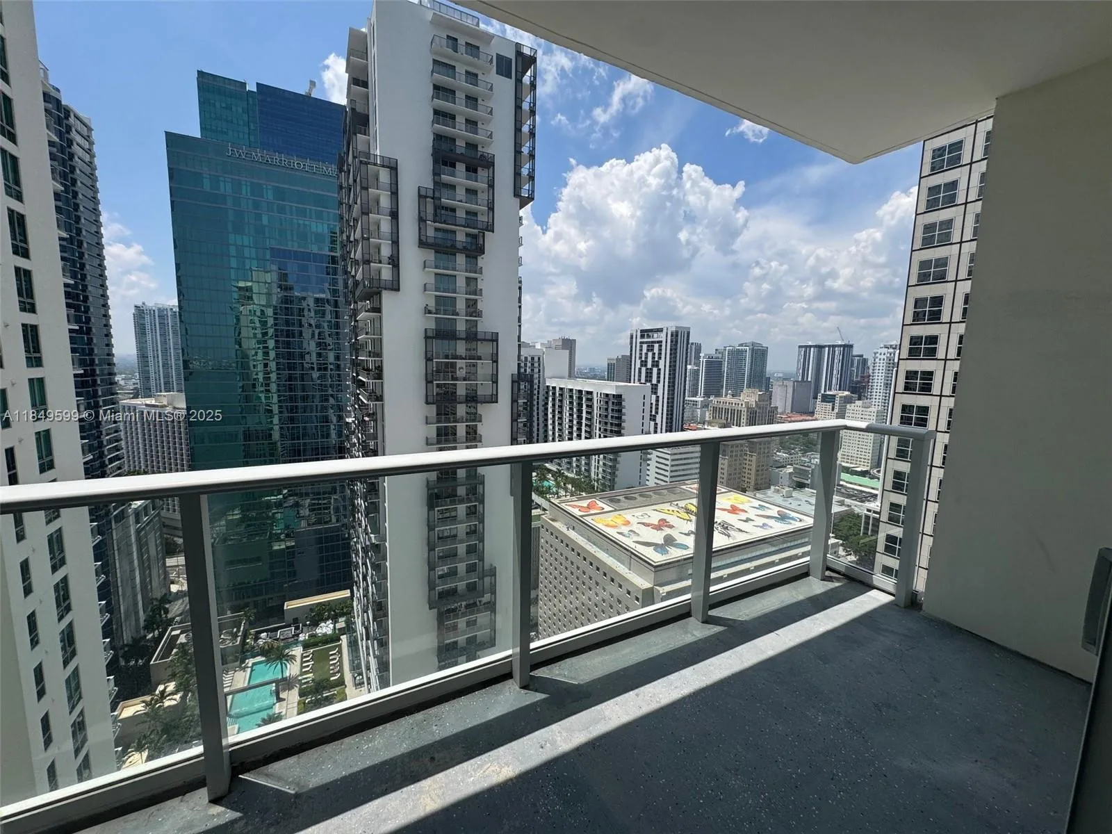 300 S Biscayne Blvd # T-3109, Miami, FL 33131 photo 2
