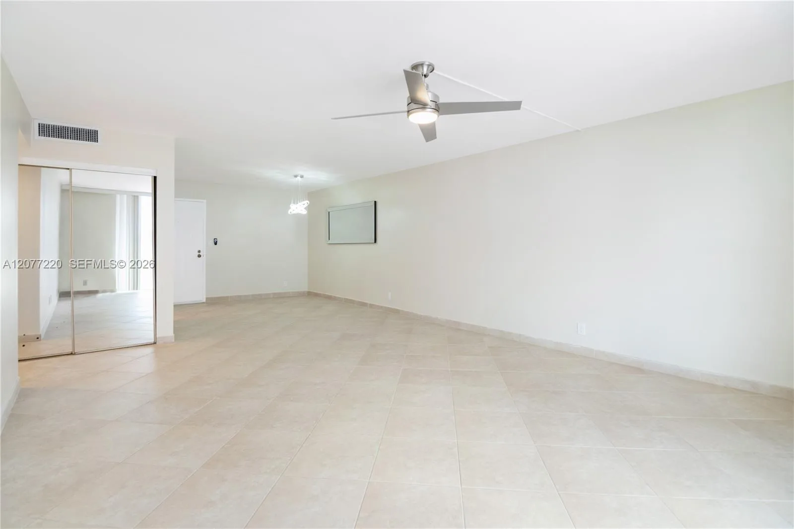 16740 NE 9th Ave # 604, North Miami Beach, FL 33162 — zdjęcie 3