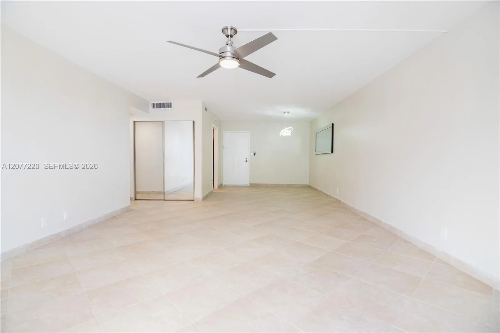 16740 NE 9th Ave # 604, North Miami Beach, FL 33162 photo 7