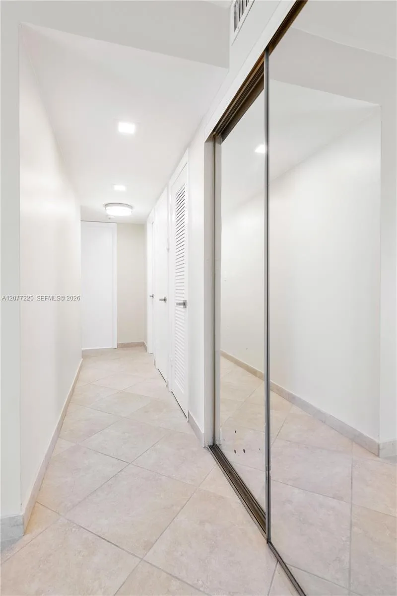 16740 NE 9th Ave # 604, North Miami Beach, FL 33162 photo 9