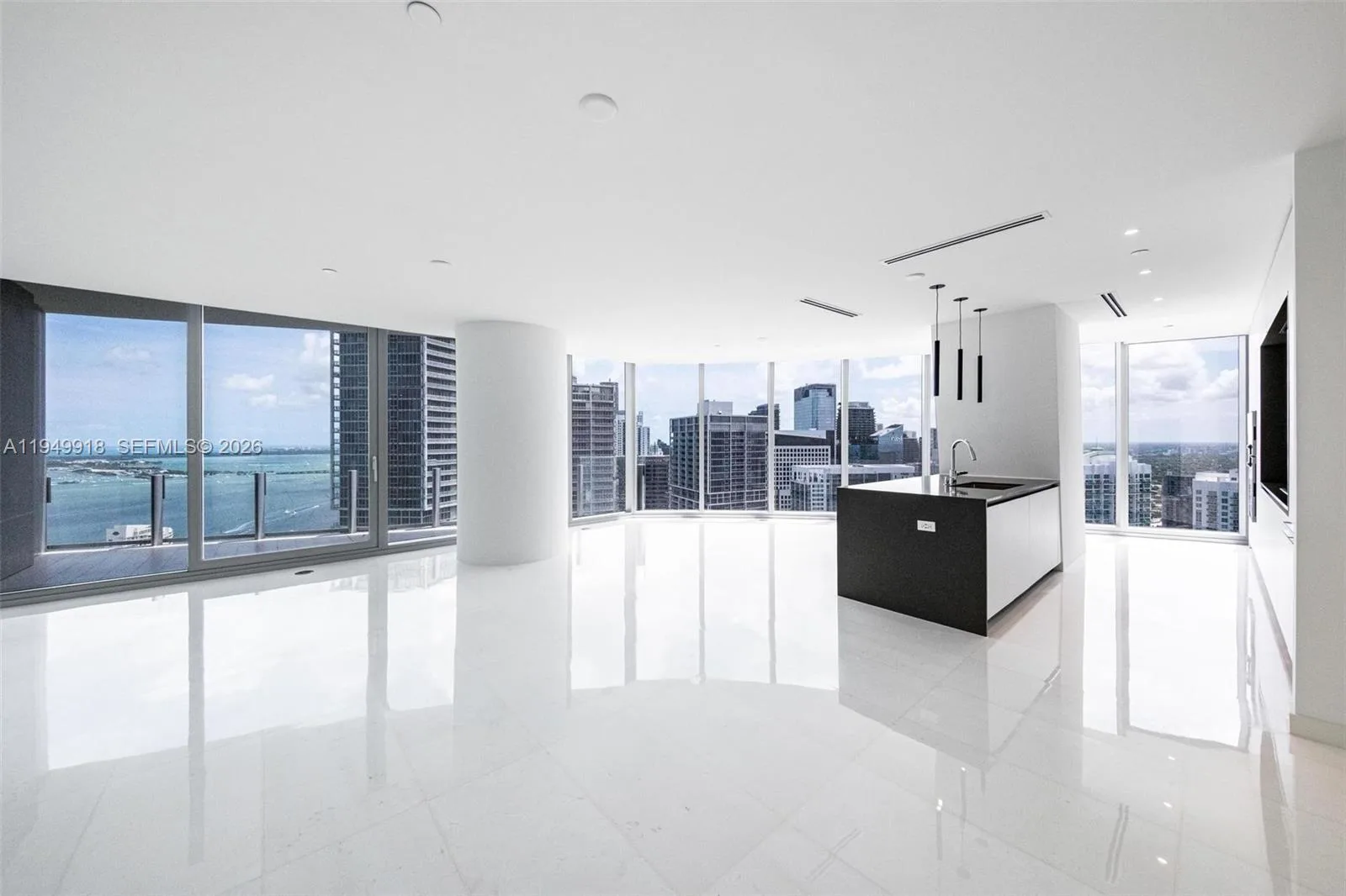 300 Biscayne Boulevard Way # 4507W, Miami, FL 33131