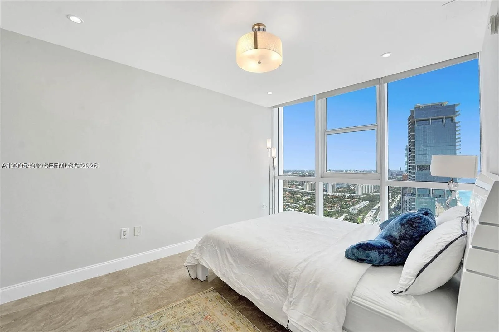 18201 Collins Ave # 5202, Sunny Isles Beach, FL 33160 photo 5