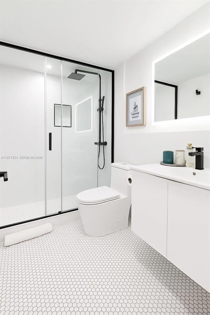 199 Ocean Lane Dr # 115, Key Biscayne, FL 33149 photo 8