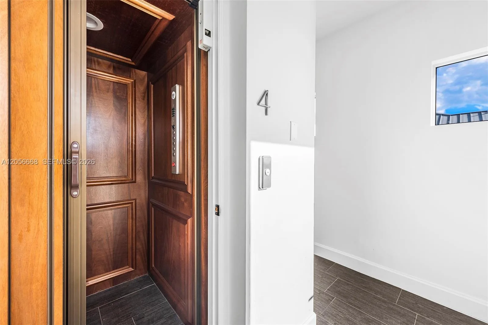348 Elm St # B-10, Hollywood, FL 33019 photo 12