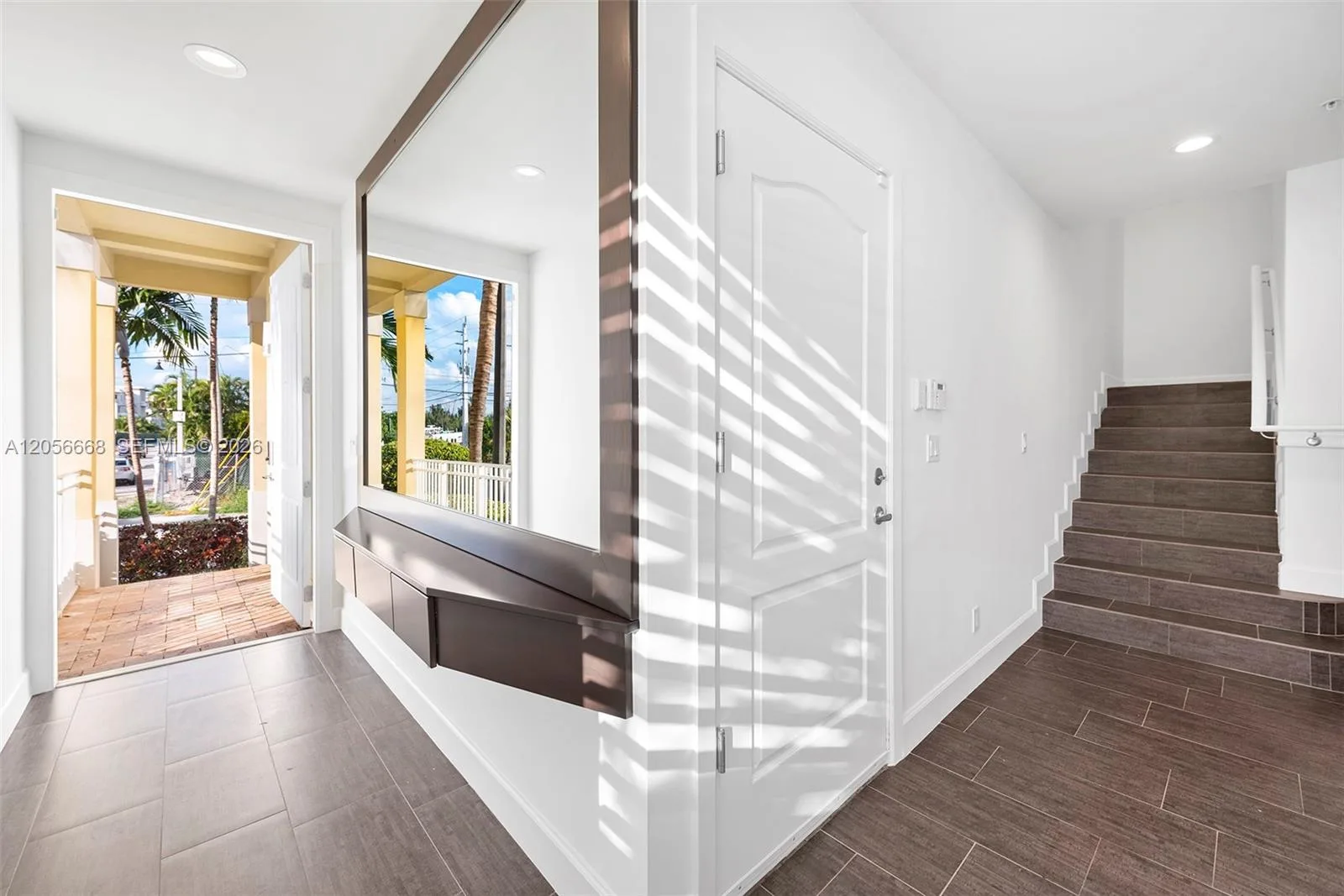 348 Elm St # B-10, Hollywood, FL 33019 photo 7