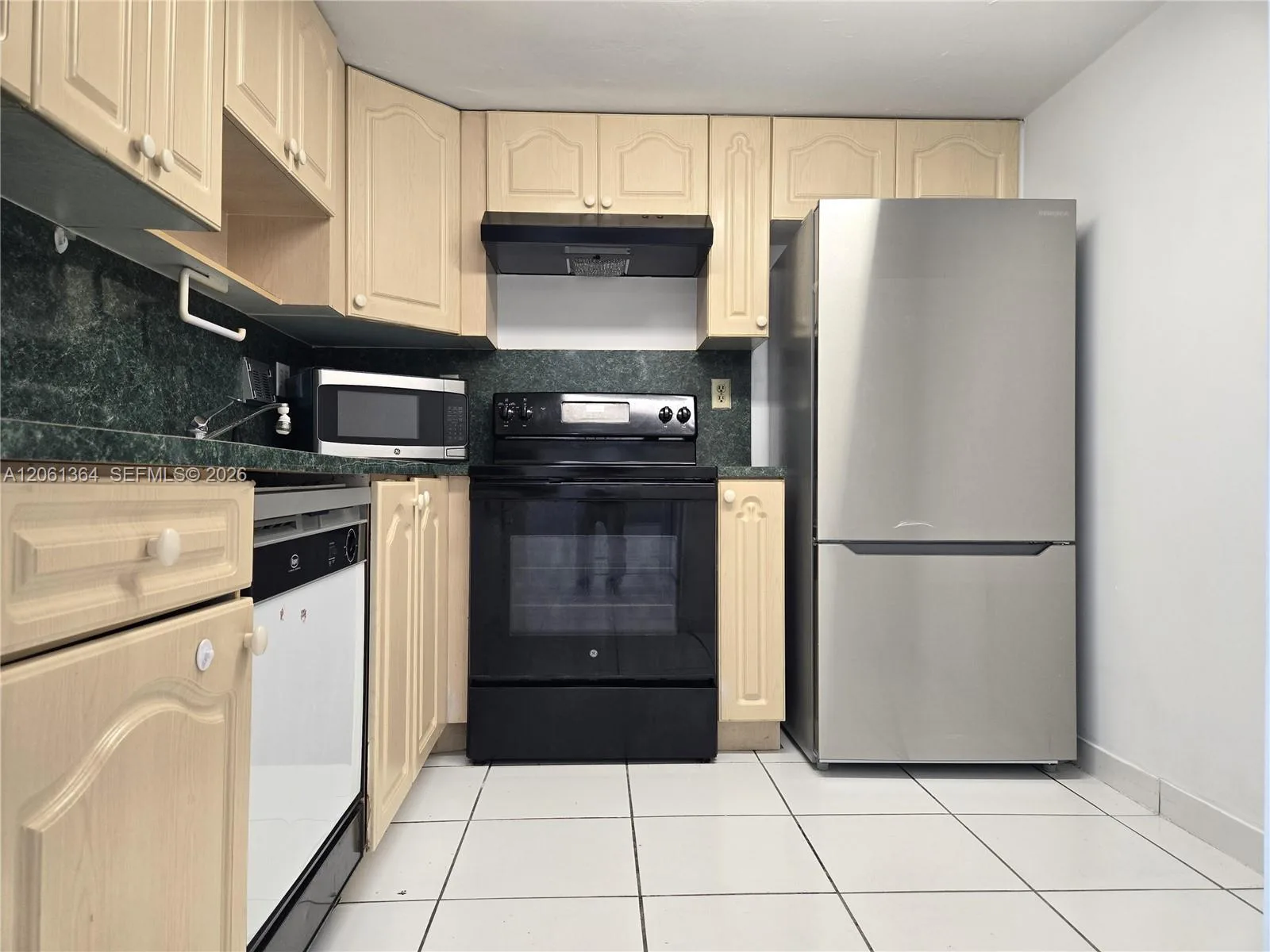 2075 SW 122nd Ave # 331, Miami, FL 33175 photo 6