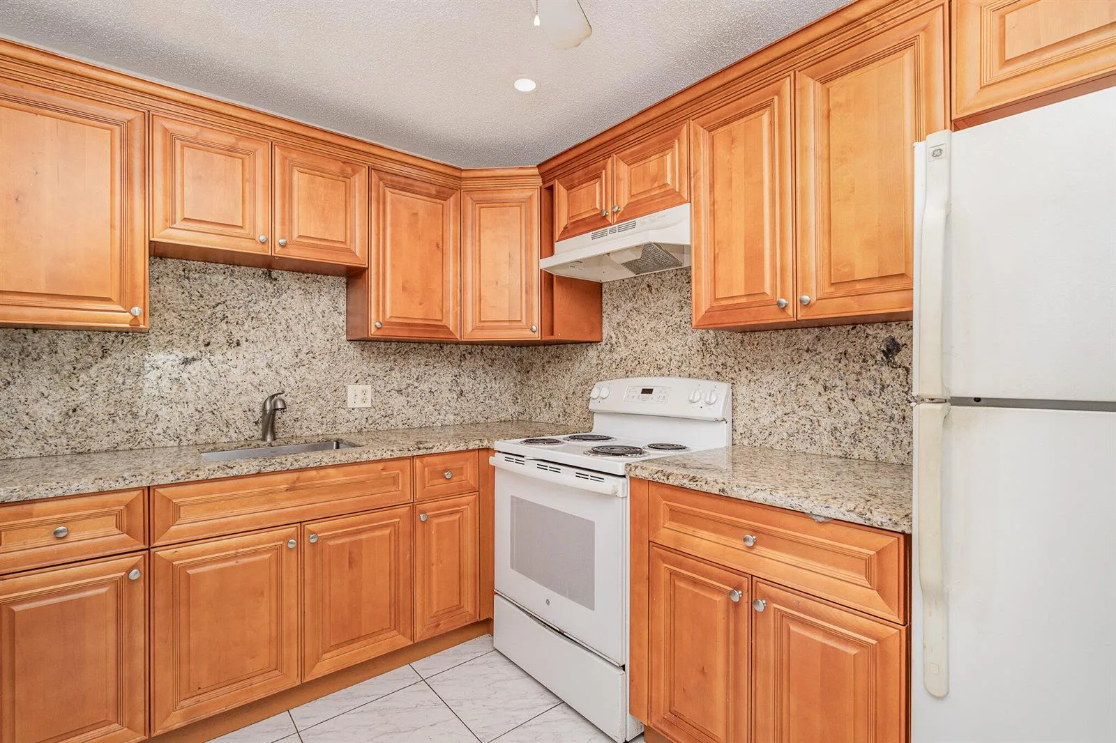 1330 NW 43rd Avenue # 202, Lauderhill, FL 33313