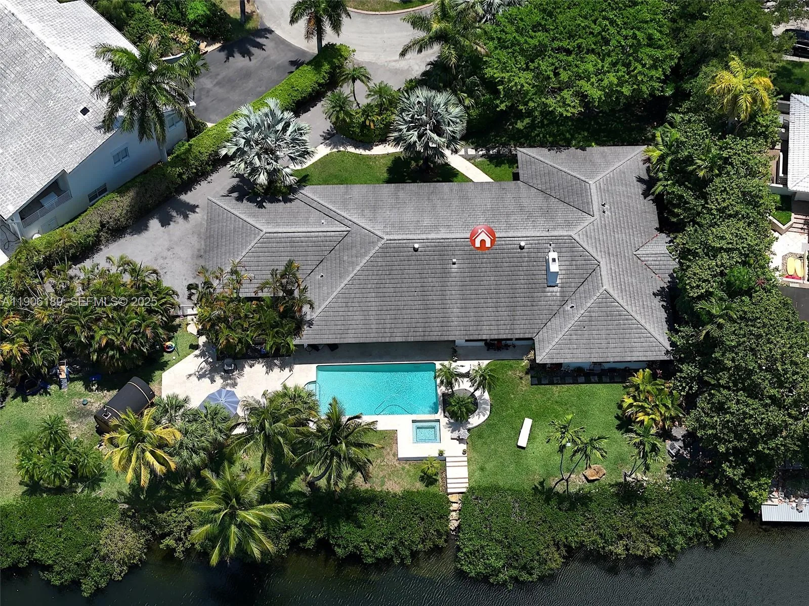 415 Rovino Ave, Coral Gables, FL 33156 photo 9