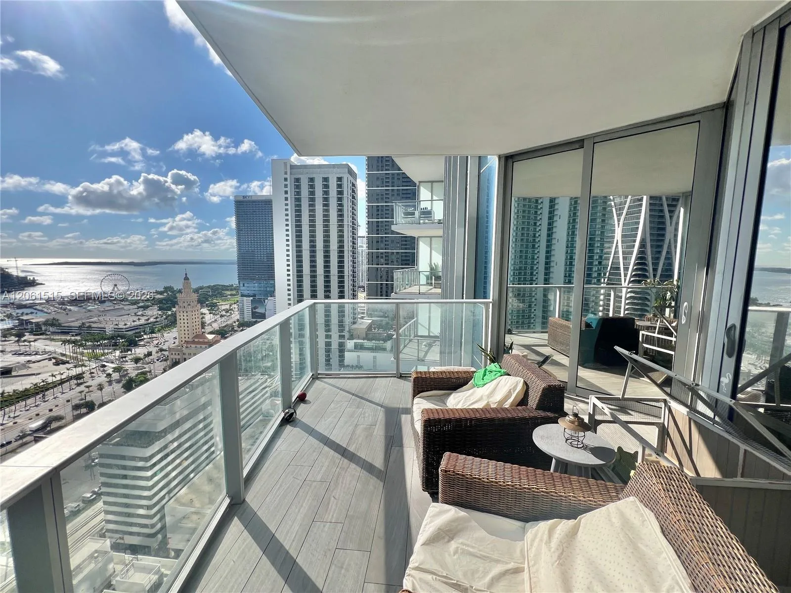 851 NE 1st Ave # 2605, Miami, FL 33132