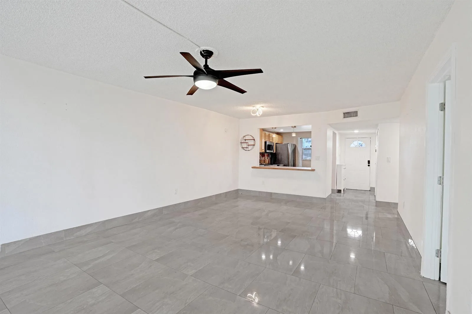8301 Sands Point Boulevard # S102, Tamarac, FL 33321