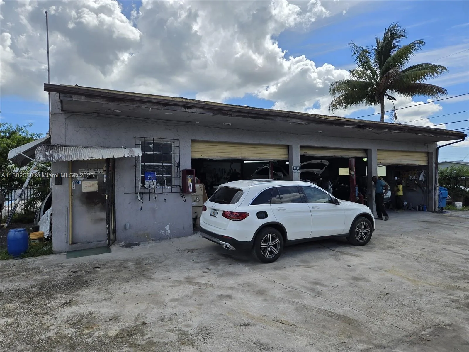 5314 Pembroke Rd, West Park, FL 33021 photo 3