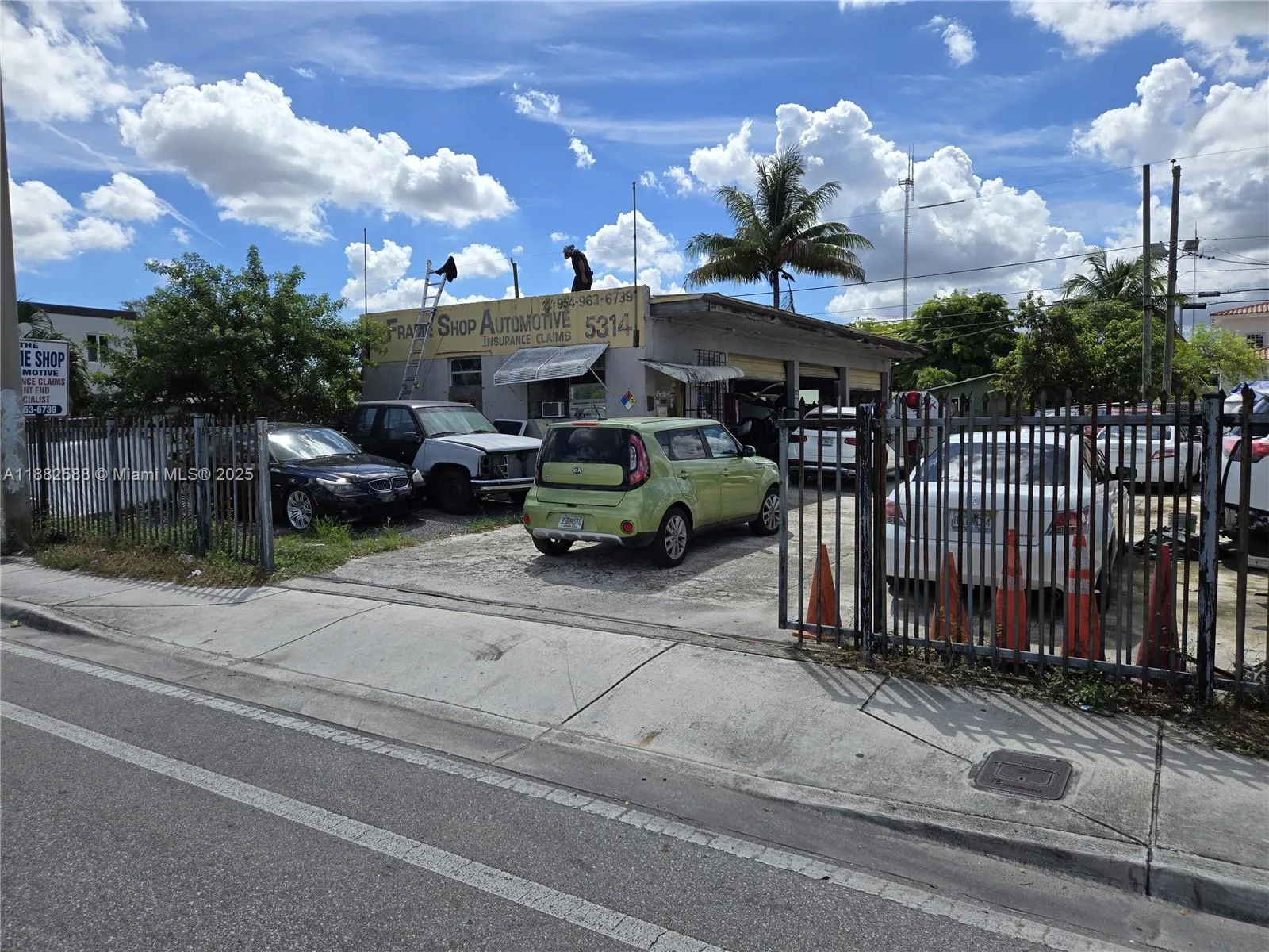 5314 Pembroke Rd, West Park, FL 33021 photo 7
