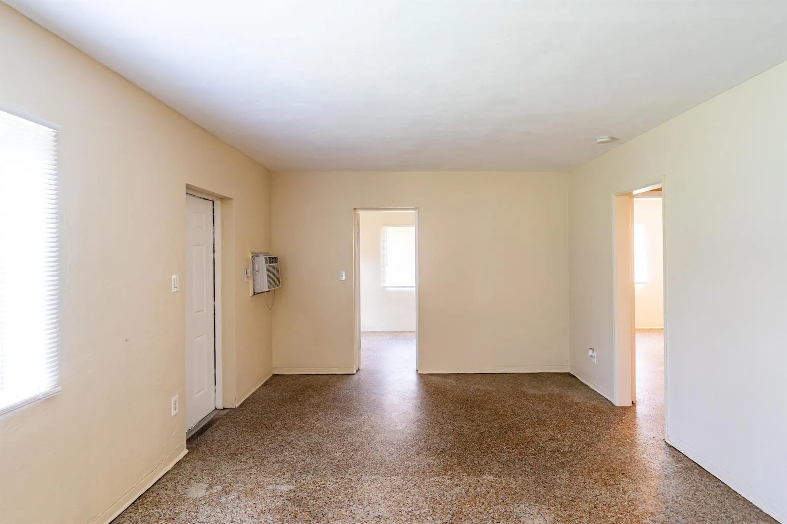533 NE 2ND Avenue, Fort Lauderdale, FL 33301 photo 12