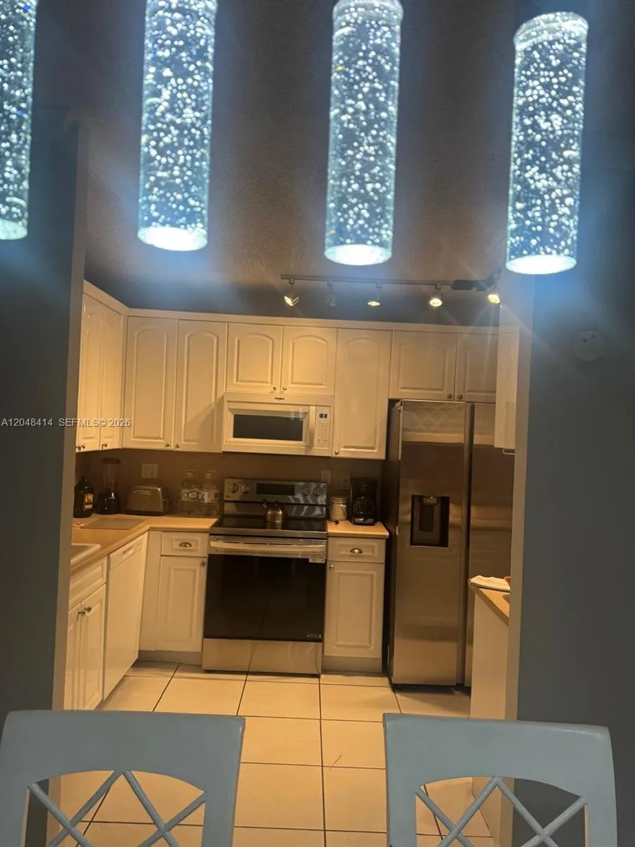 5601 Collins Ave # 823, Miami Beach, FL 33140 photo 12