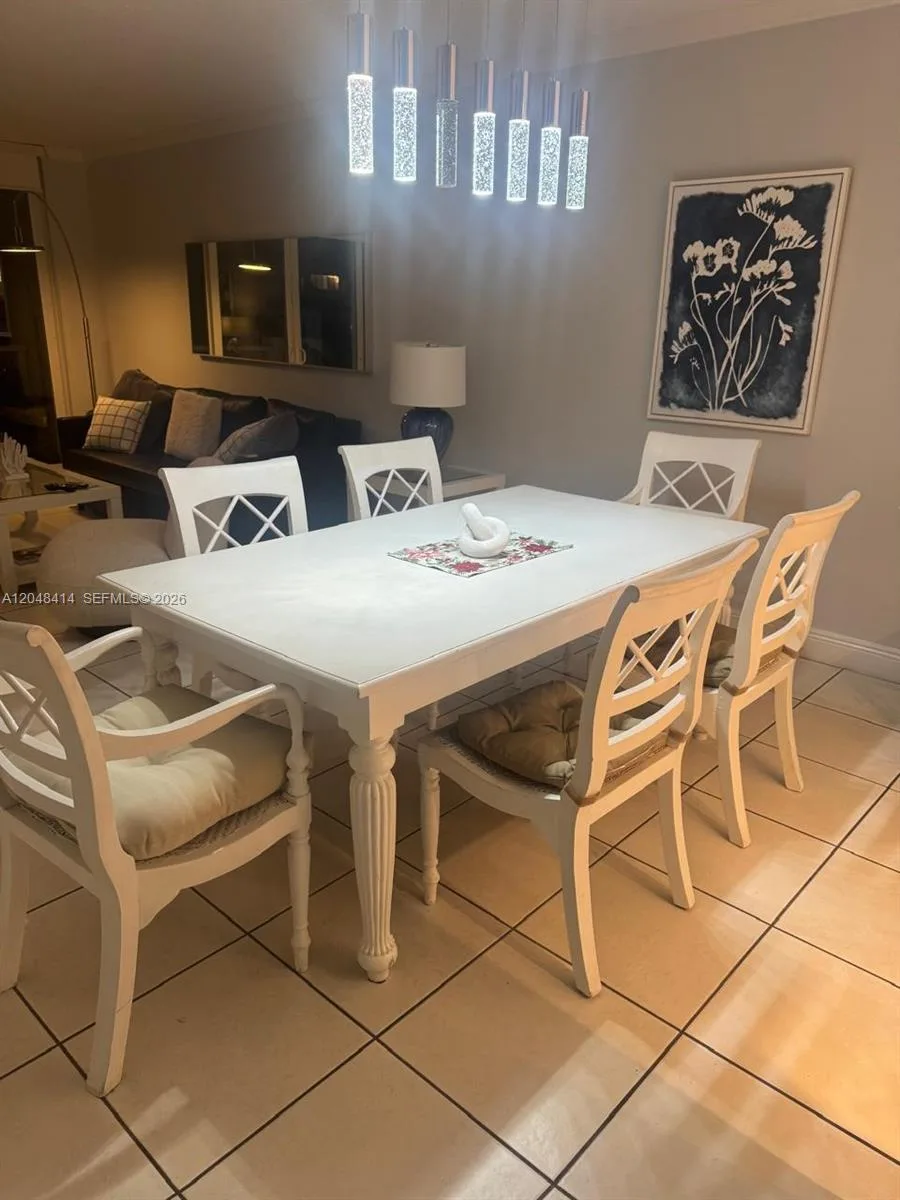 5601 Collins Ave # 823, Miami Beach, FL 33140 photo 4