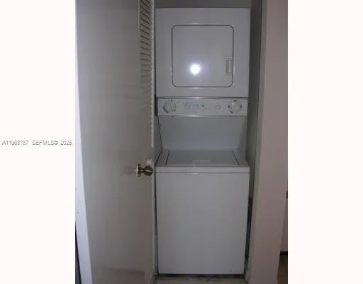 4055 W Mcnab Rd # H303, Pompano Beach, FL 33069 photo 5