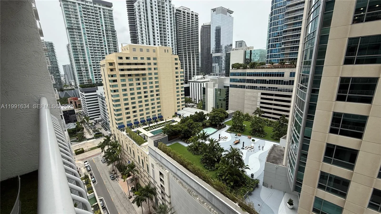 1200 Brickell Bay Dr # 2216, Miami, FL 33131 photo 10