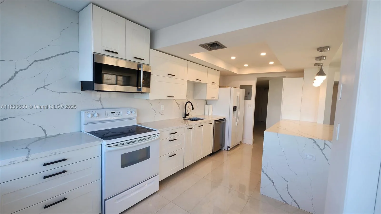 18051 Biscayne Blvd # 1705, Aventura, FL 33160