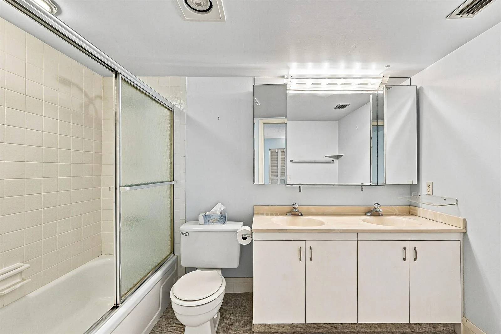 2901 VICTORIA Circle # D2, Coconut Creek, FL 33066 photo 5