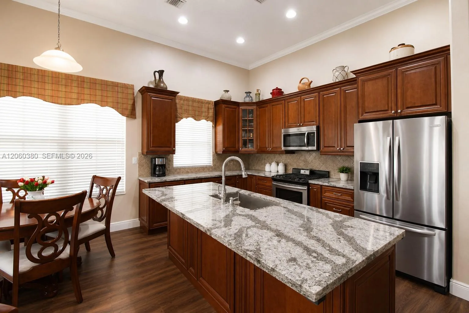 8514 NW 37th Ct, Cooper City, FL 33024 photo 7