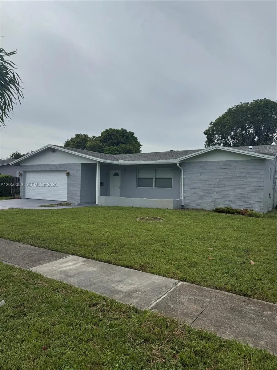 4361 NW 15th St, Lauderhill, FL 33313
