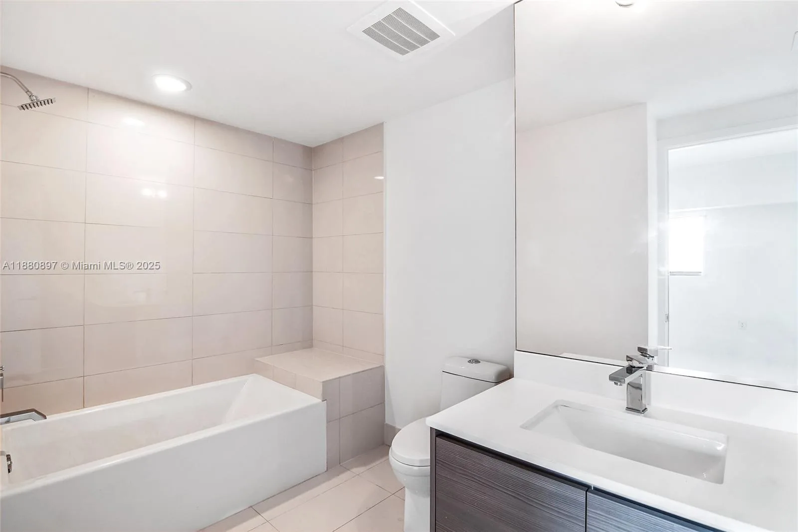 460 NE 28th St # 3507, Miami, FL 33137 photo 13